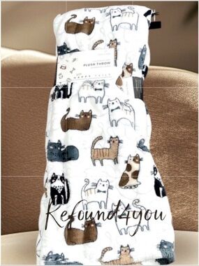 Happy Tails - ‘Multi Colored Cats’ plush throw 50“ x 70“ NWT.